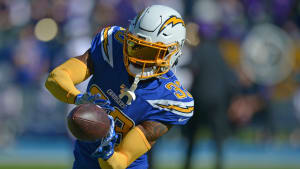 Derwin James catches the ball for the Chargers.
